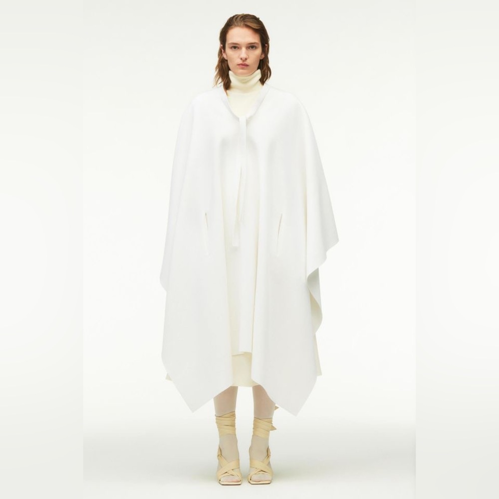 ZARA Wool LIMITED EDITION Cape